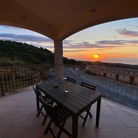 Apartamento Con Piscina E Vista Mozzafiato Cascabraga