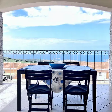 Apartamento Con Piscina E Vista Mozzafiato Cascabraga