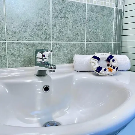 Con Piscina E Vista Mozzafiato شقة